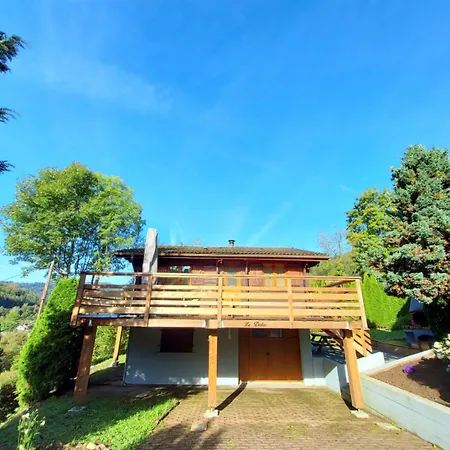 Le Dahu, Chalet Authentique *
